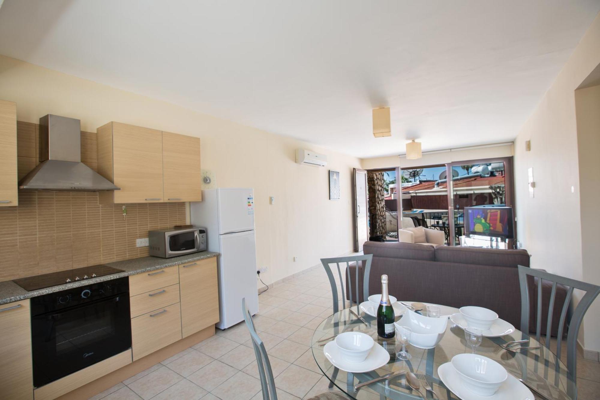 Napiana Apartments أيا نابا الغرفة الصورة
