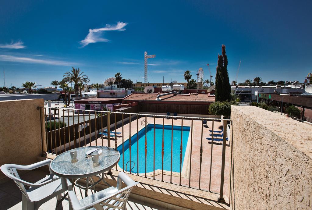 Napiana Apartments أيا نابا الغرفة الصورة