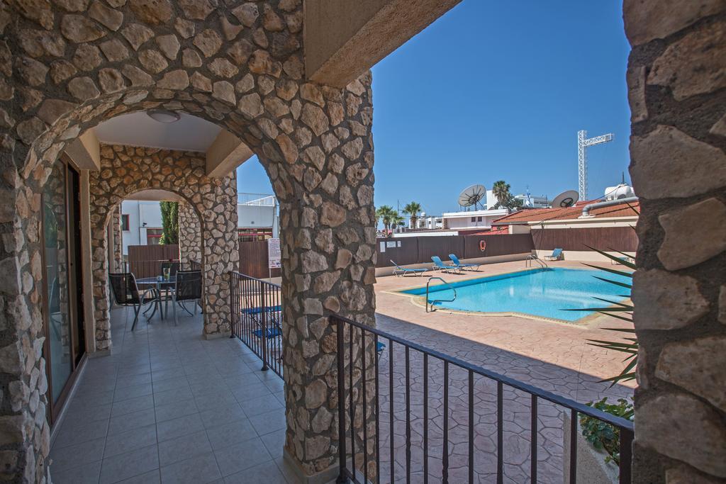 Napiana Apartments أيا نابا المظهر الخارجي الصورة